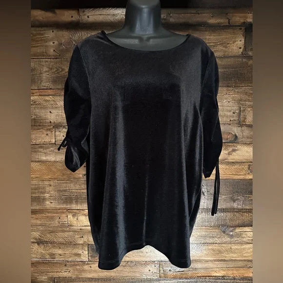 Anthropologie Black Stretch Velvet Top - Picture 1 of 7